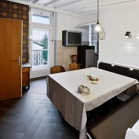 Apartmán Spacious Vintage Loft With Modern Design *