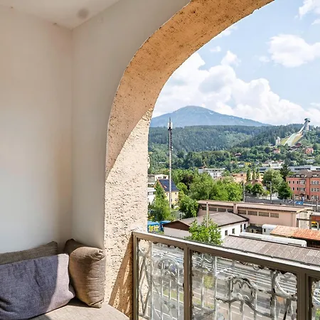 Apartmán Spacious Vintage Loft With Modern Design *
